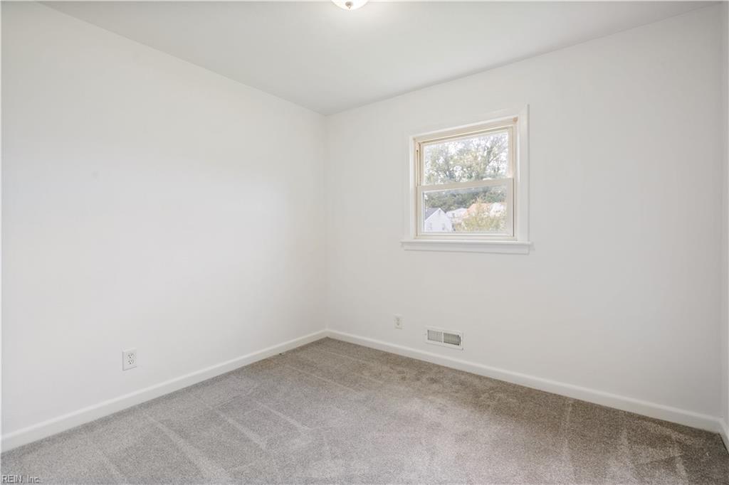 2712 Spruce St Property Photo 22
