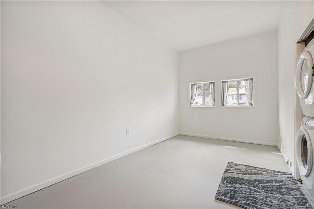2712 Spruce St Property Photo 25
