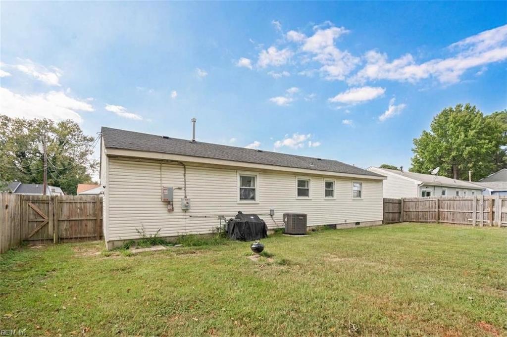 2712 Spruce St Property Photo 28