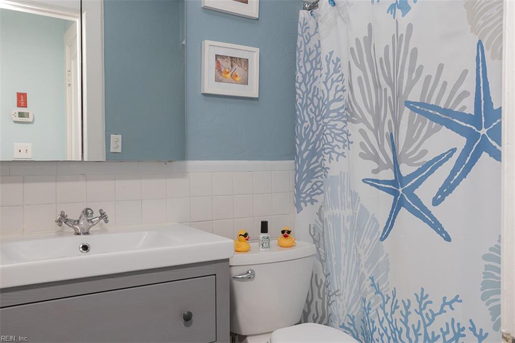 9606 Selby Pl Property Photo 21