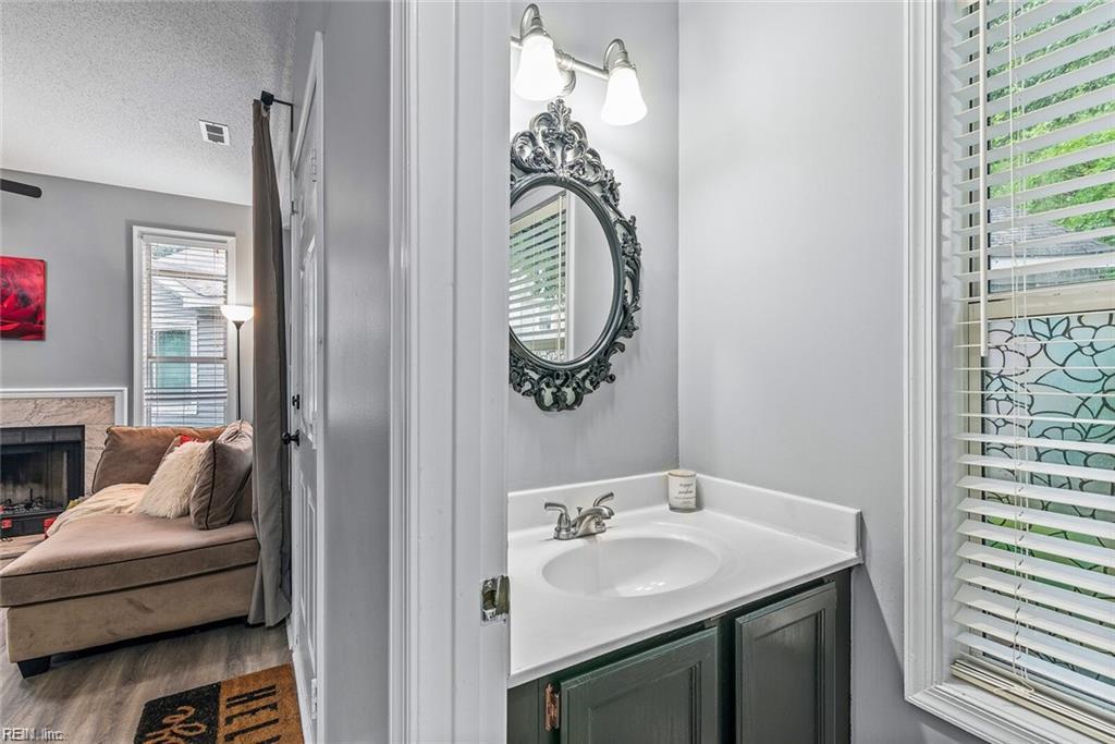 6 Madison Chse Property Photo 8