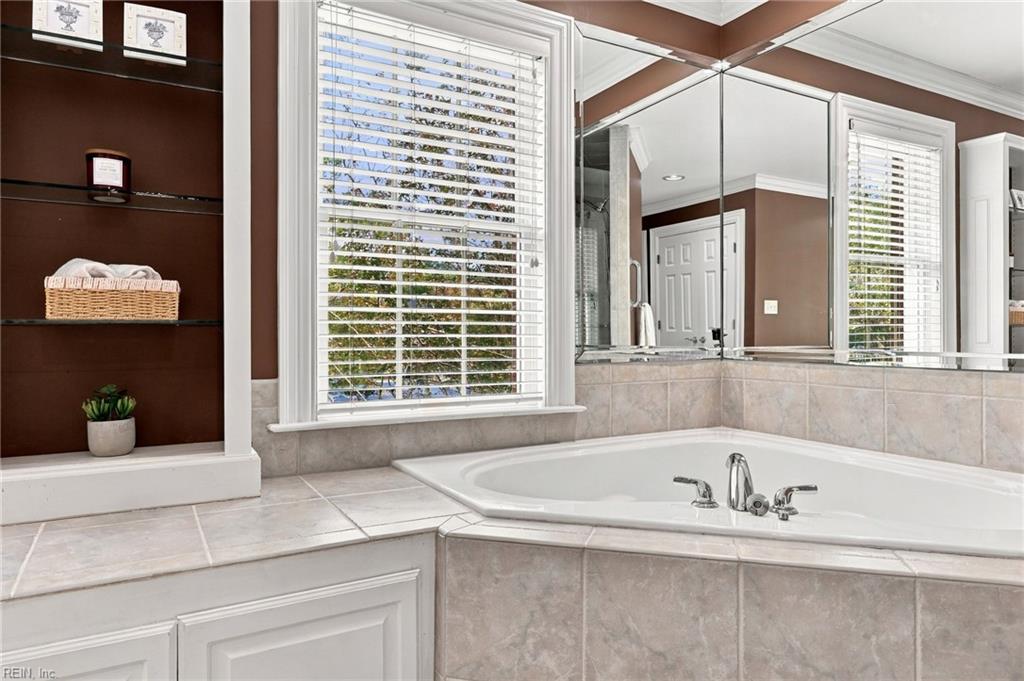 2569 Lotus Creek Dr Property Photo 22