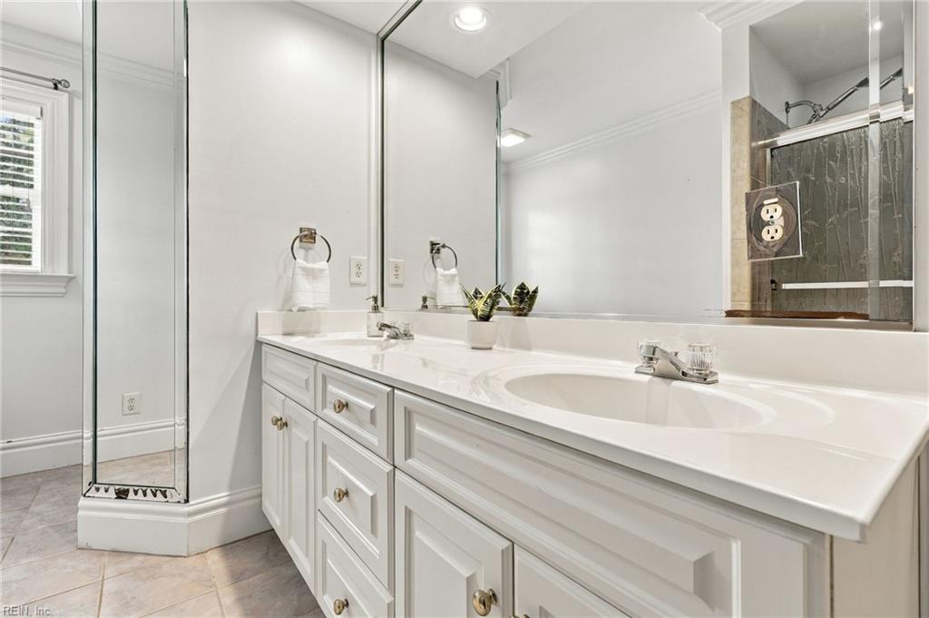 2569 Lotus Creek Dr Property Photo 29