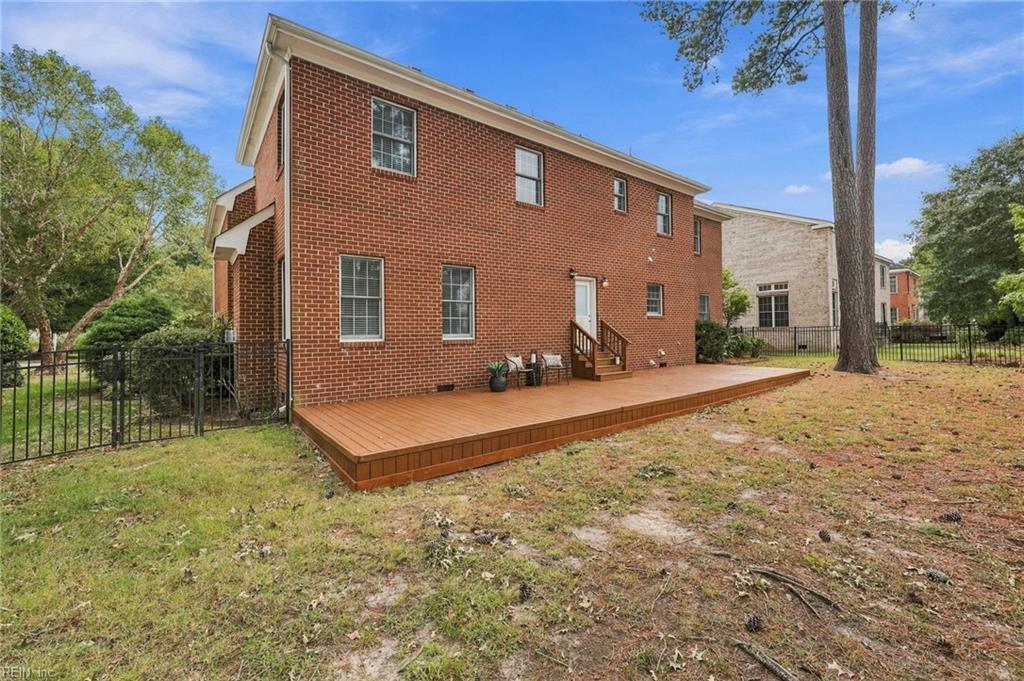 2569 Lotus Creek Dr Property Photo 33