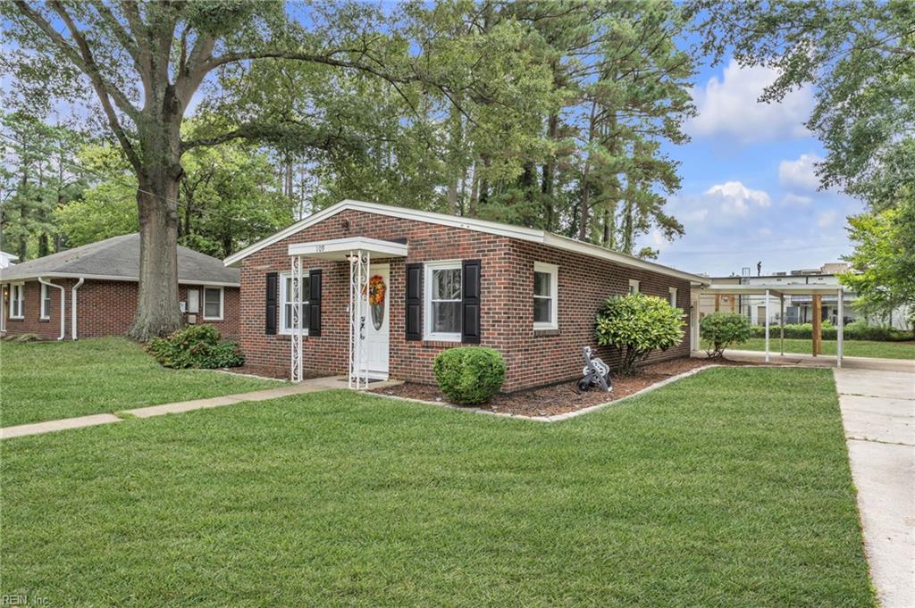 109 Causeway Dr Property Photo 3