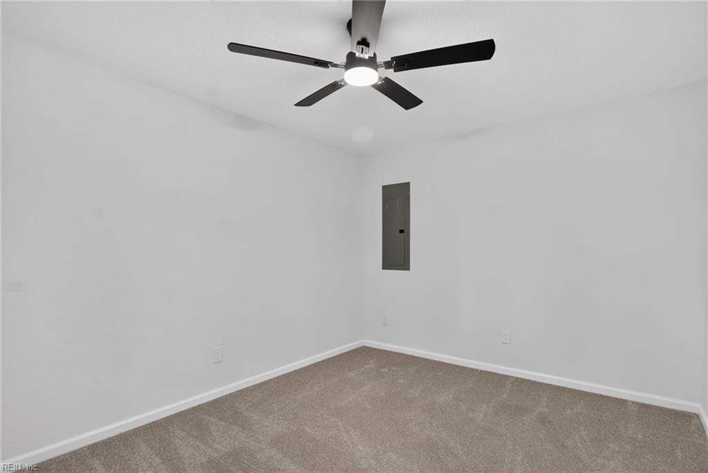 912 Tazewell St Property Photo 21