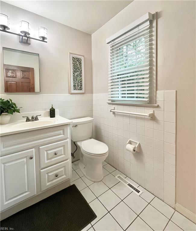 809 Sheraton Dr Property Photo 24