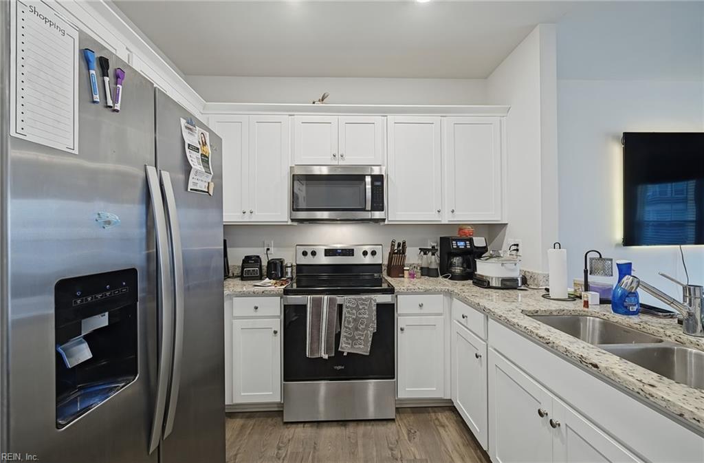 1519 Stanford Ln Property Photo 9