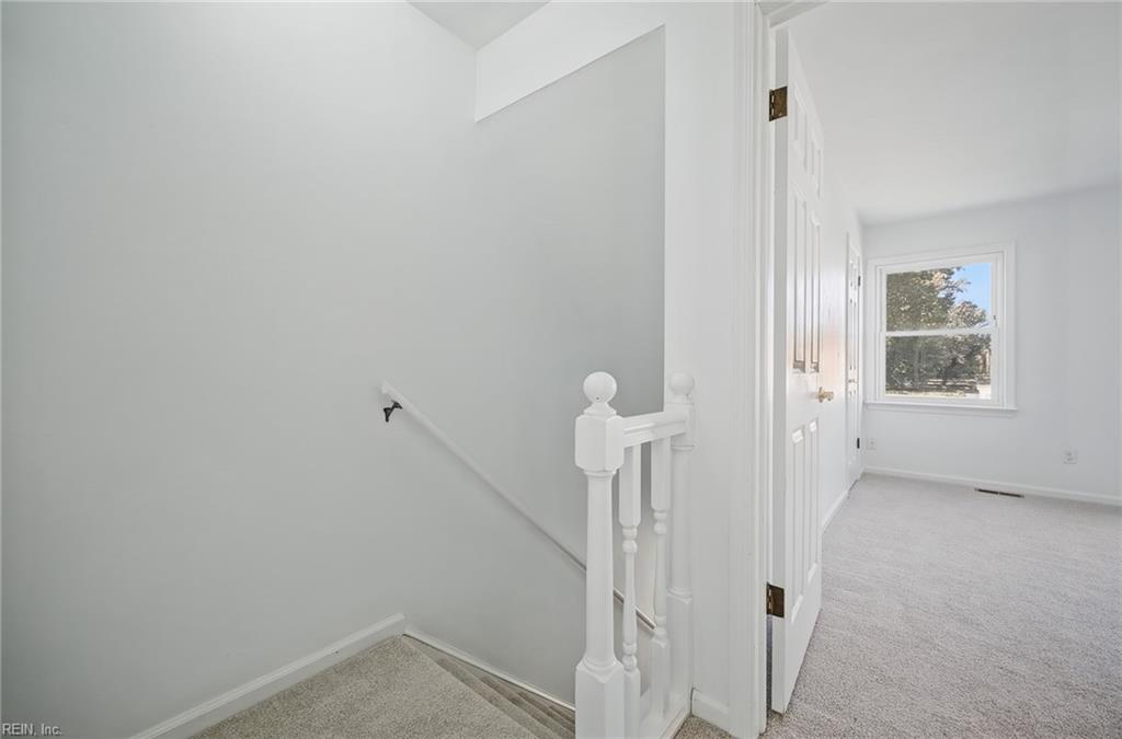 5500 Campus Dr Property Photo 13