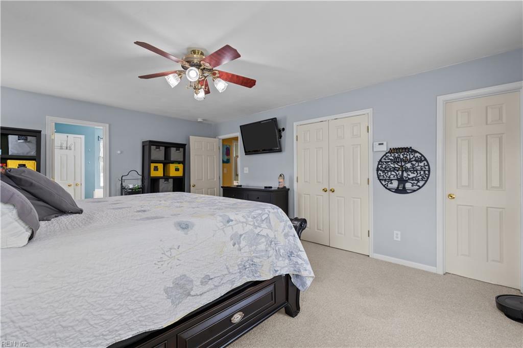 109 Castle Ct Property Photo 20