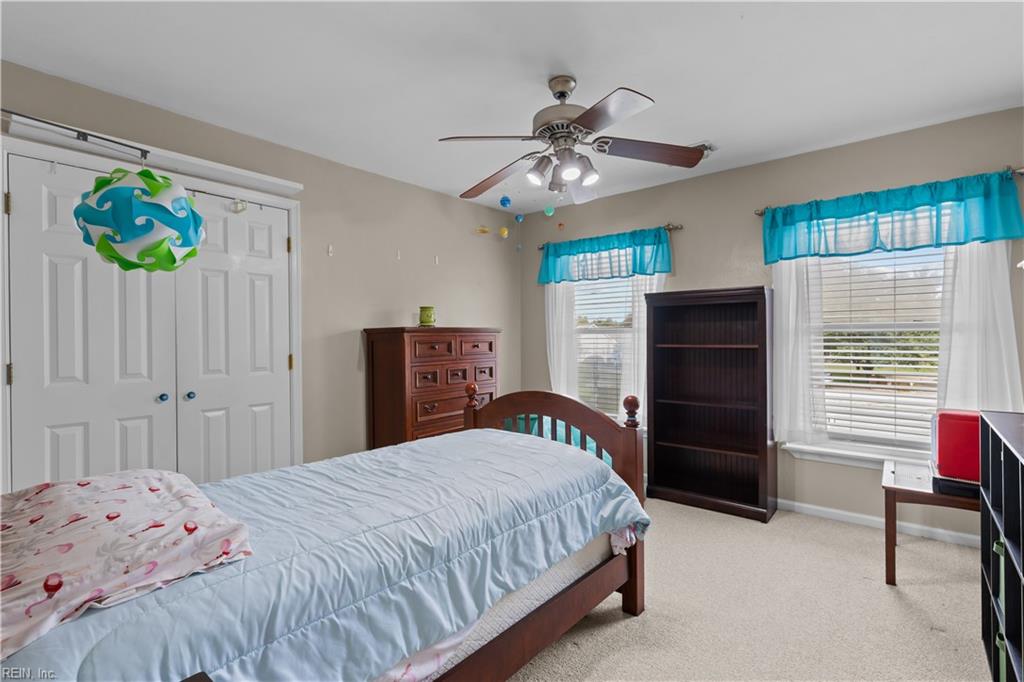 109 Castle Ct Property Photo 27