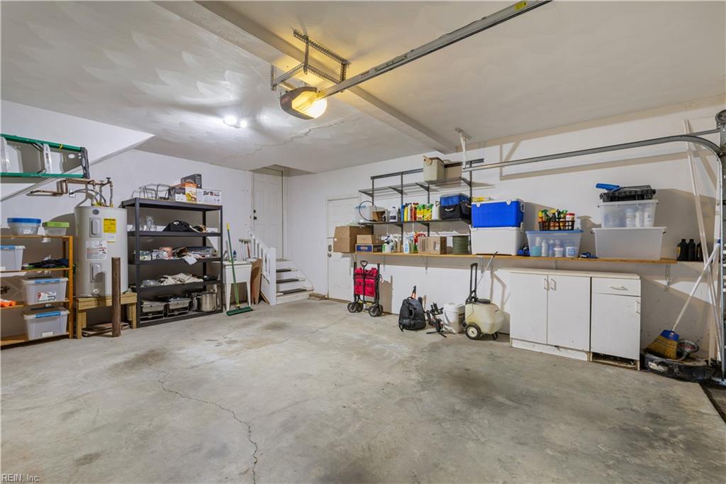 109 Castle Ct Property Photo 35