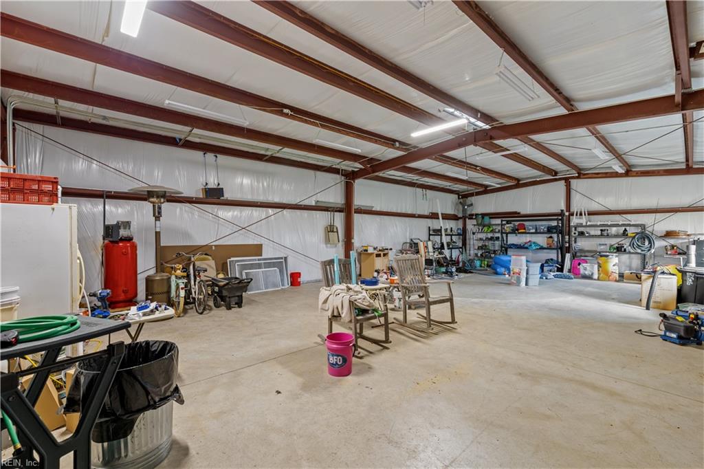 109 Castle Ct Property Photo 45