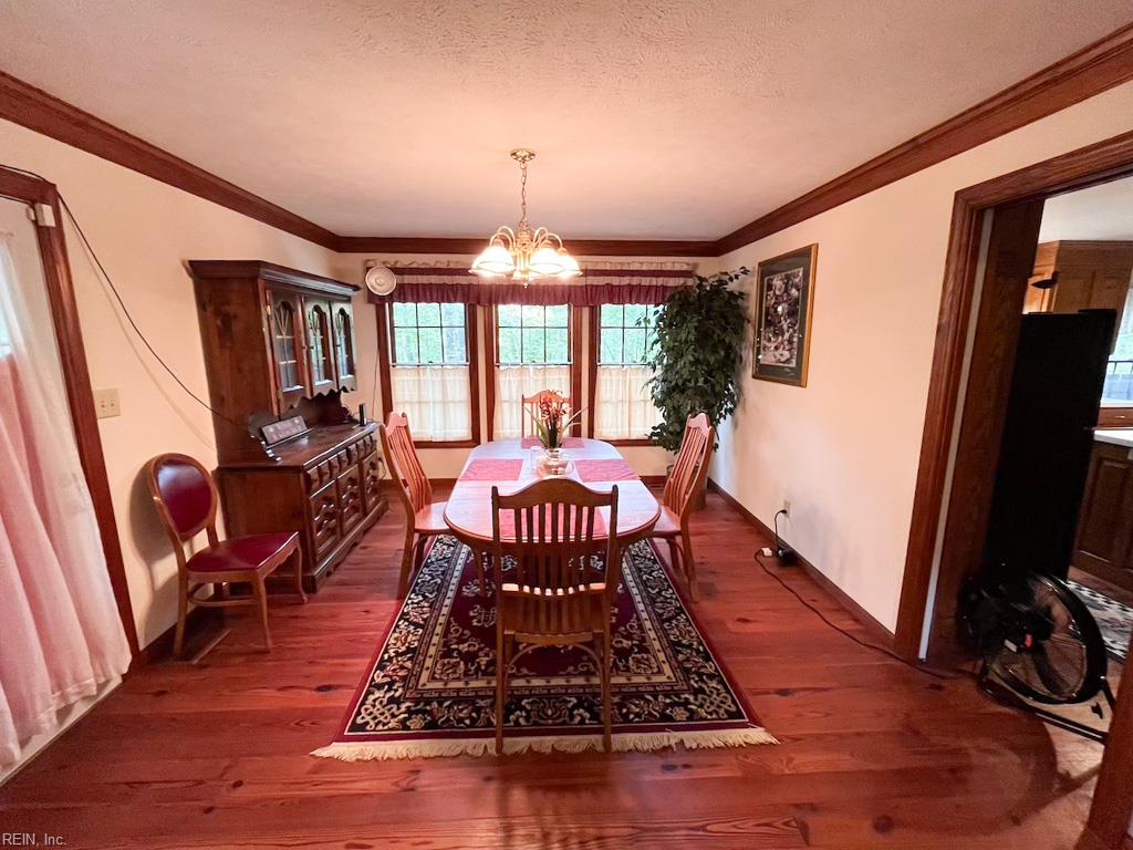 15157 Hilltop Ln Property Photo 17