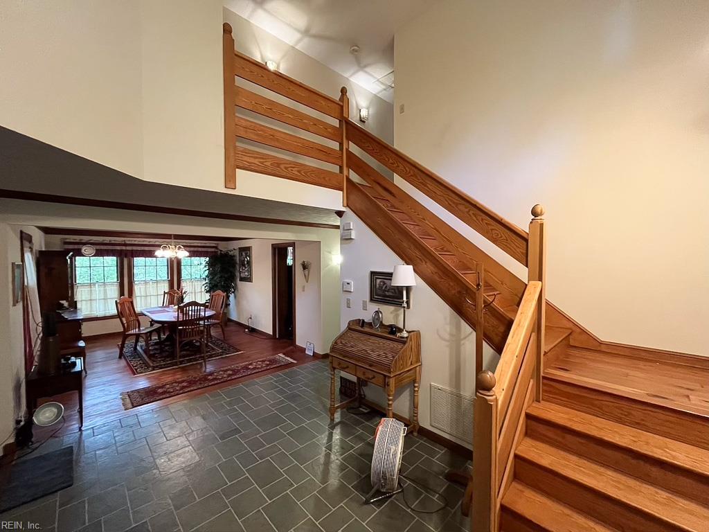15157 Hilltop Ln Property Photo 21