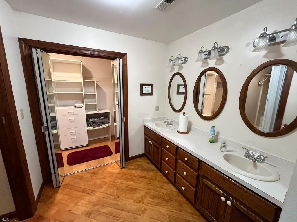 15157 Hilltop Ln Property Photo 24