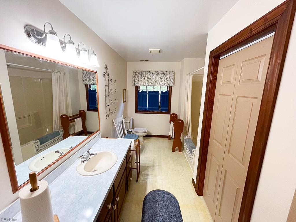 15157 Hilltop Ln Property Photo 31