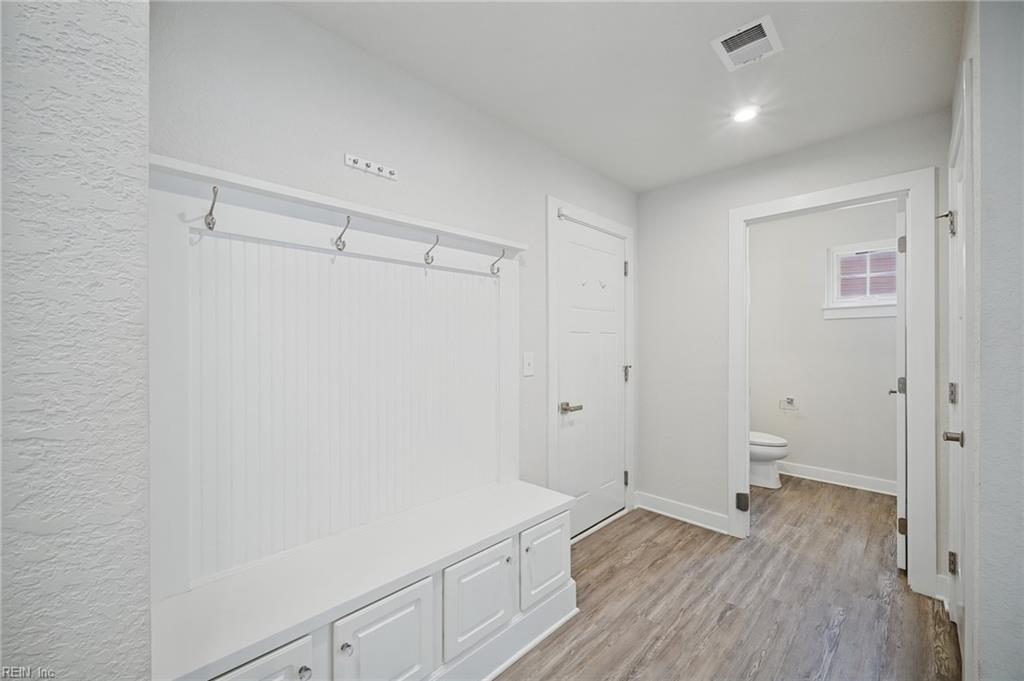 141 Declaration Ln Property Photo 17