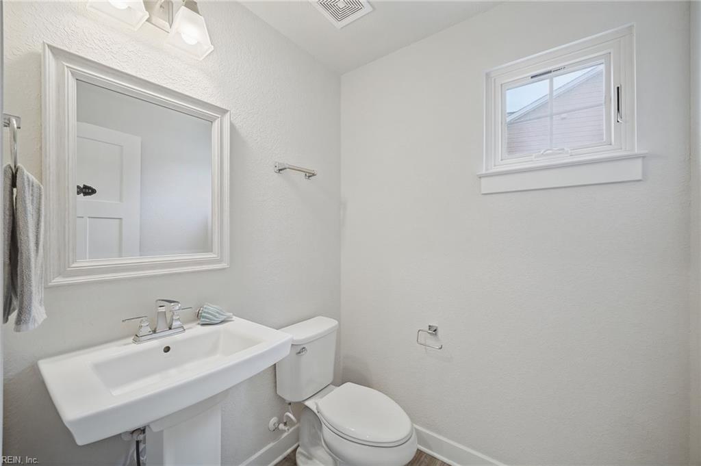 141 Declaration Ln Property Photo 18
