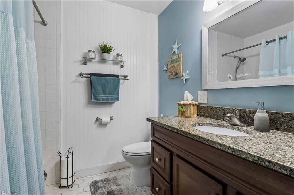 616 Whitechapel Dr Property Photo 20