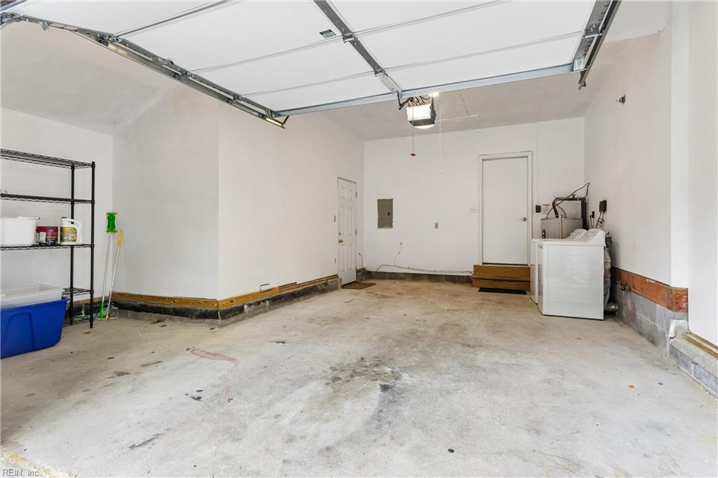 205 Wharf Row Property Photo 37