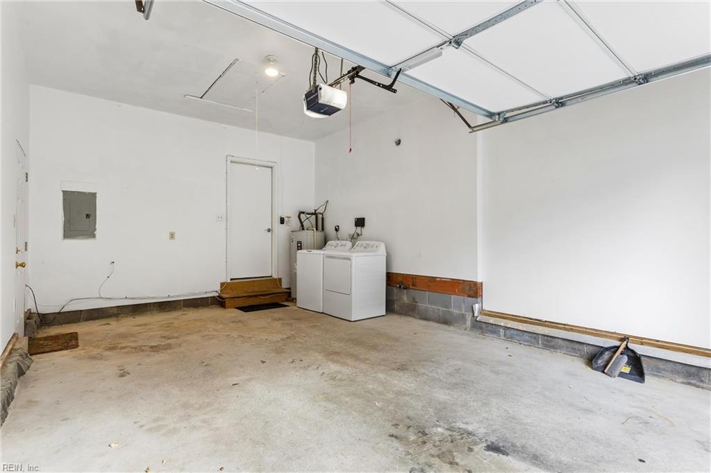 205 Wharf Row Property Photo 38