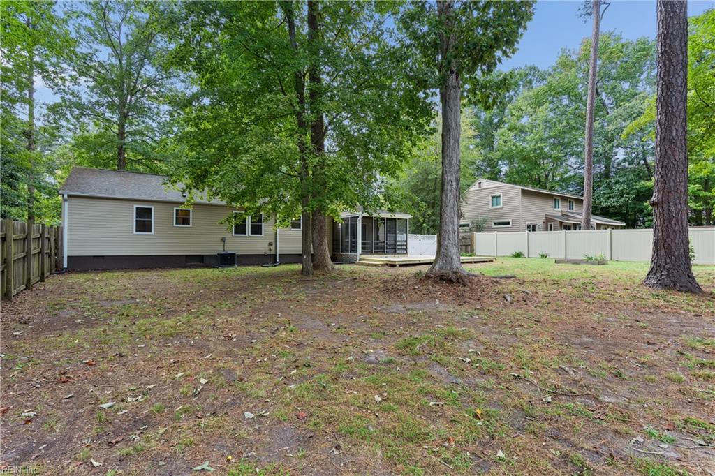 205 Wharf Row Property Photo 44