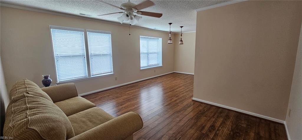 925 N Scarlet Oak Ct Property Photo 6