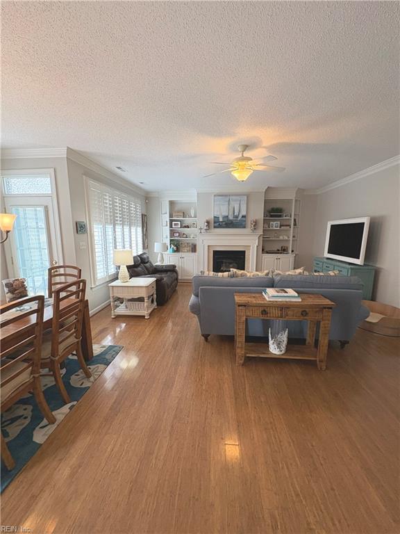 1119 Chancellor Walk Ct Property Photo 4