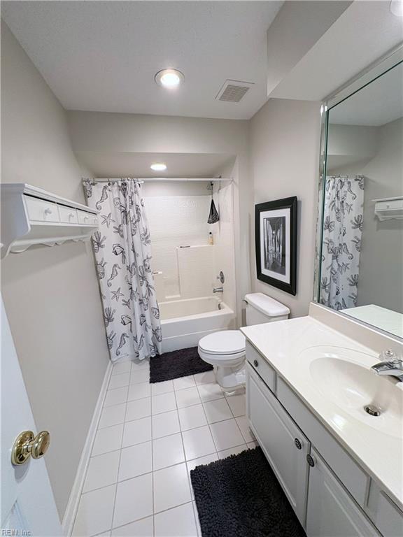 1119 Chancellor Walk Ct Property Photo 26