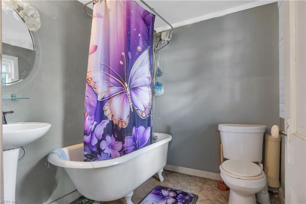 146 Frissell St Property Photo 15