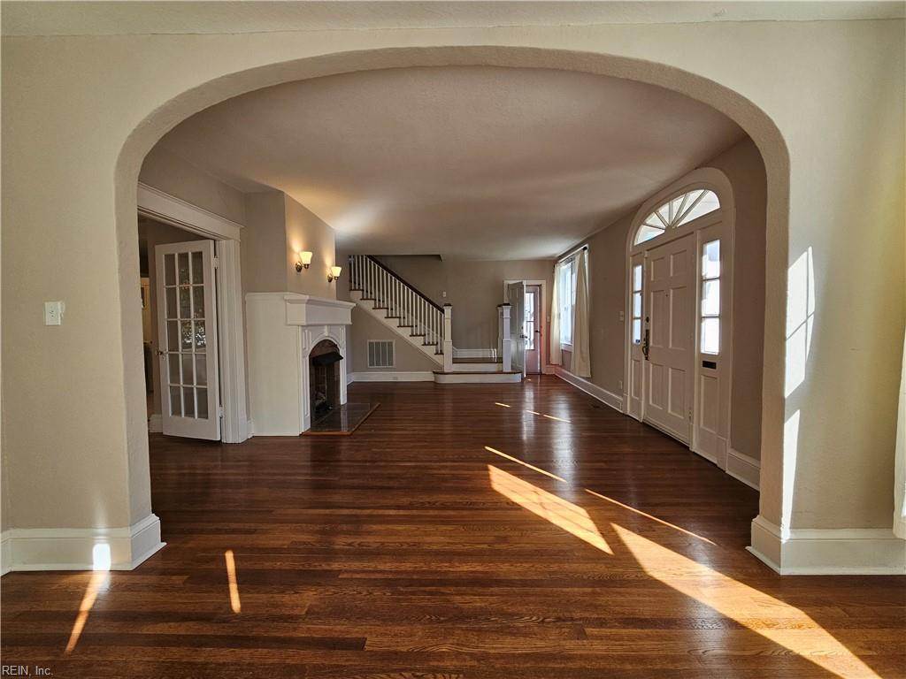 1812 Canton Ave Property Photo 6