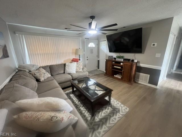 309 Joan Ter Property Photo 4