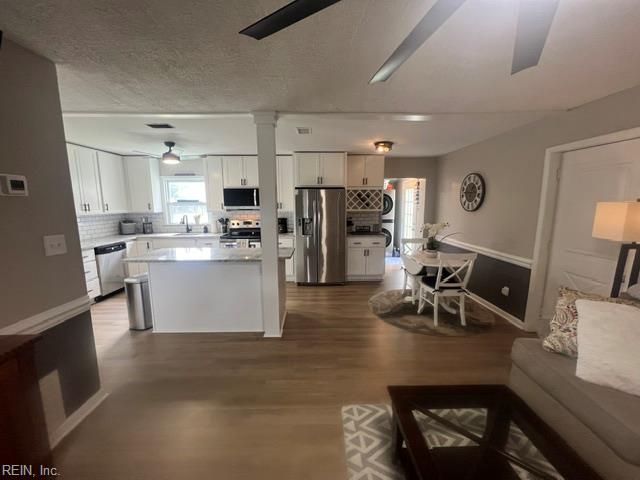 309 Joan Ter Property Photo 10