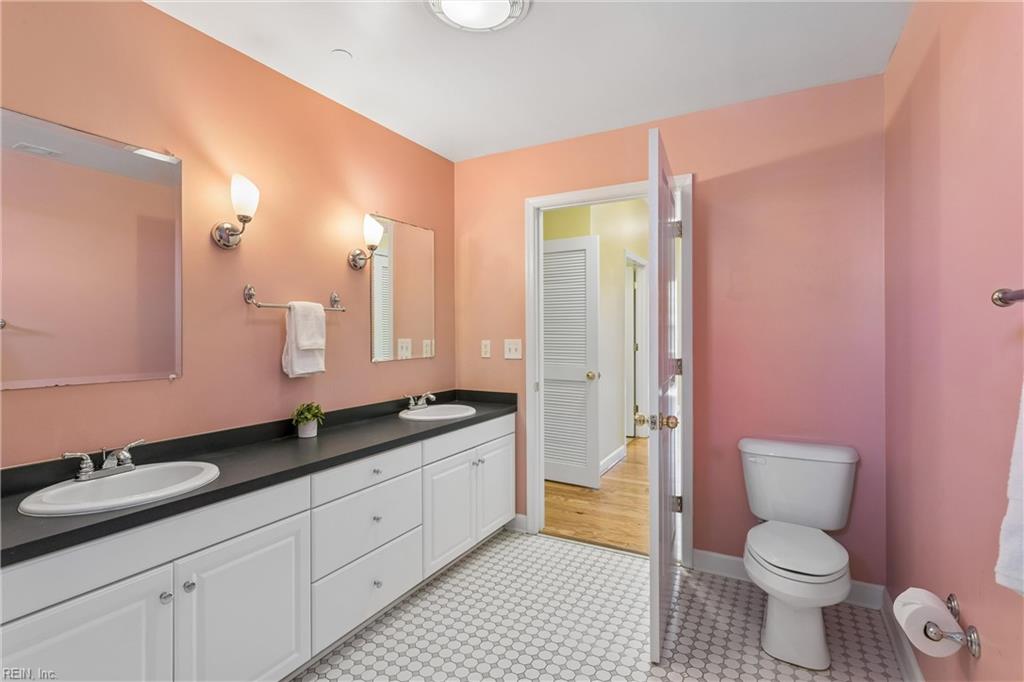 230 Nat Turner Blvd S Property Photo 28