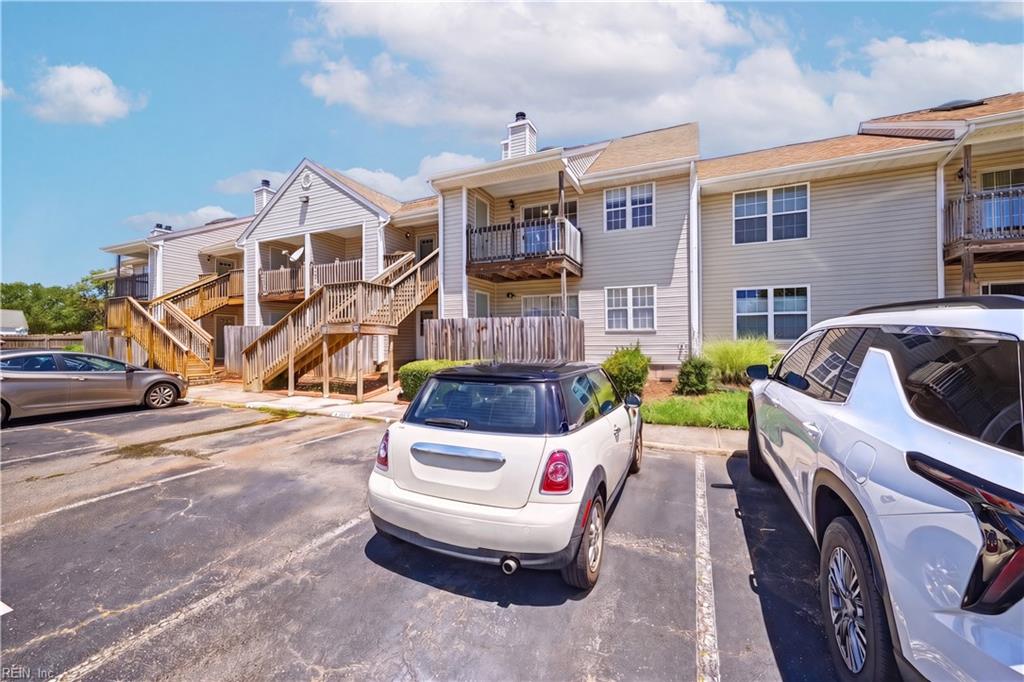 3506 Markham Ct Property Photo 3