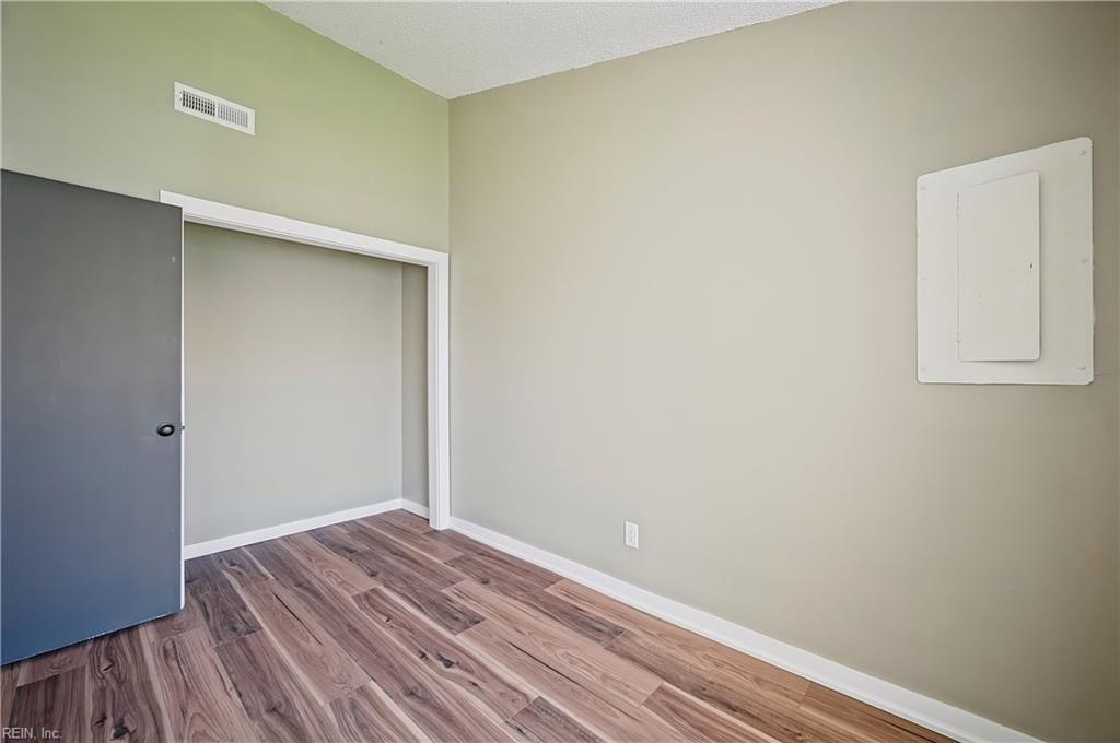 3506 Markham Ct Property Photo 22