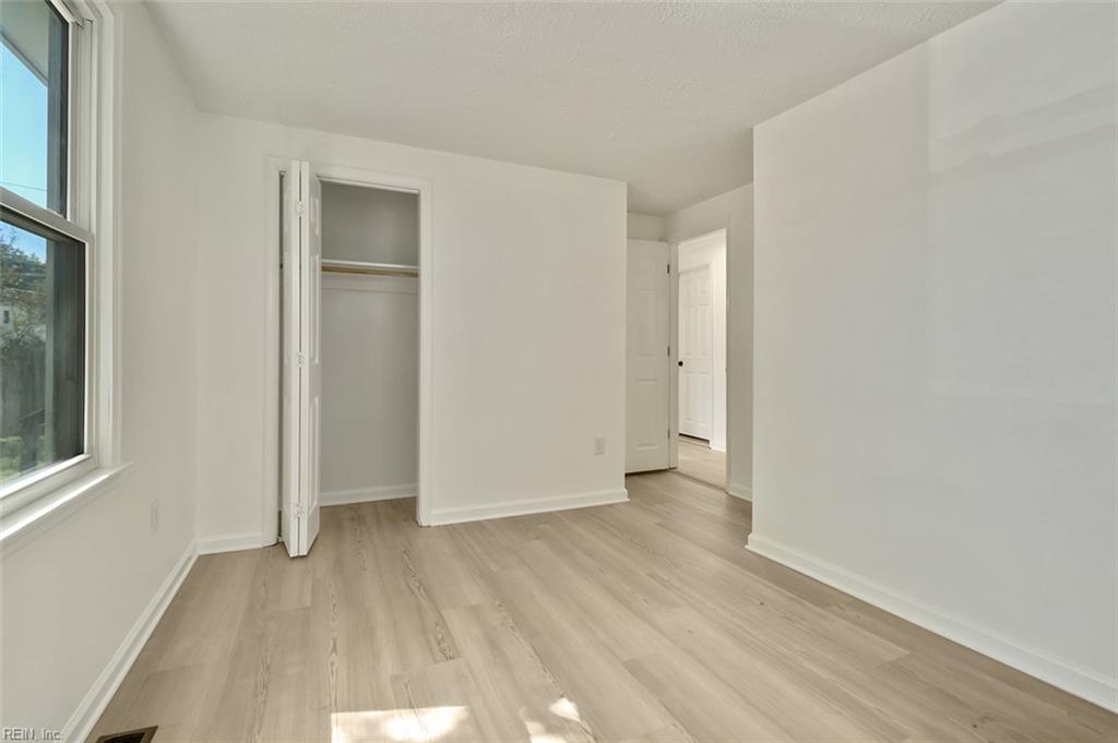 2403 Shell Rd Property Photo 14