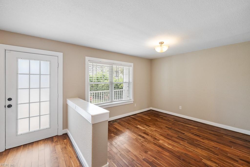 721 13th St Property Photo 6