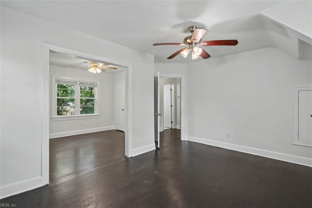 28 N Greenfield Ave Property Photo 17