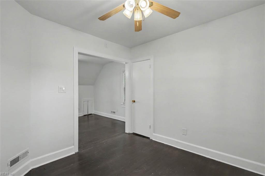 28 N Greenfield Ave Property Photo 21