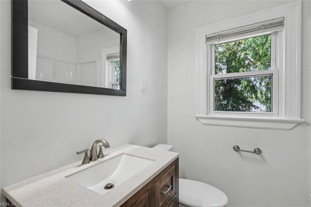 28 N Greenfield Ave Property Photo 22