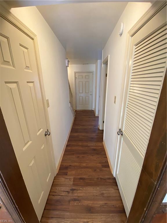 1809 Hearthside Ct Property Photo 10