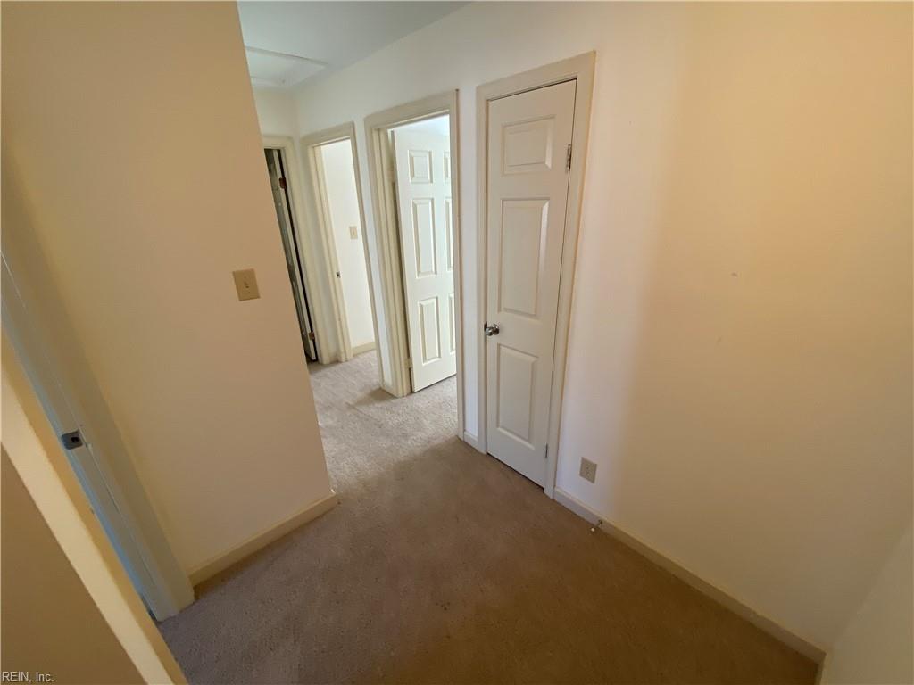 1809 Hearthside Ct Property Photo 15