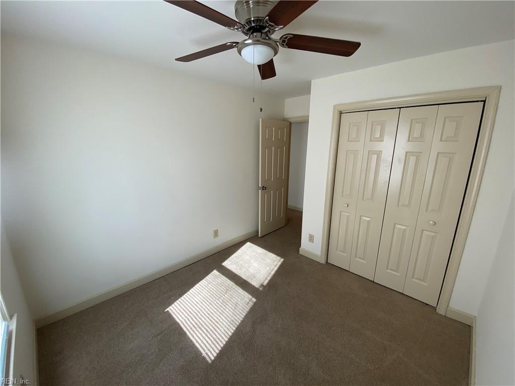 1809 Hearthside Ct Property Photo 17