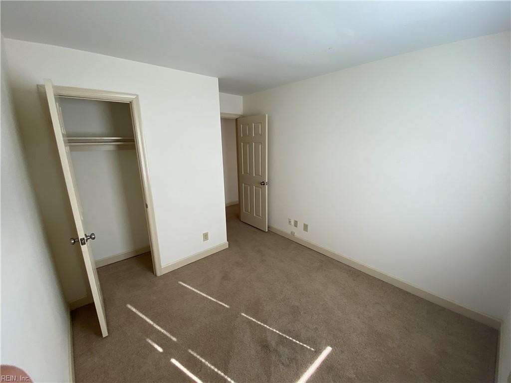 1809 Hearthside Ct Property Photo 20