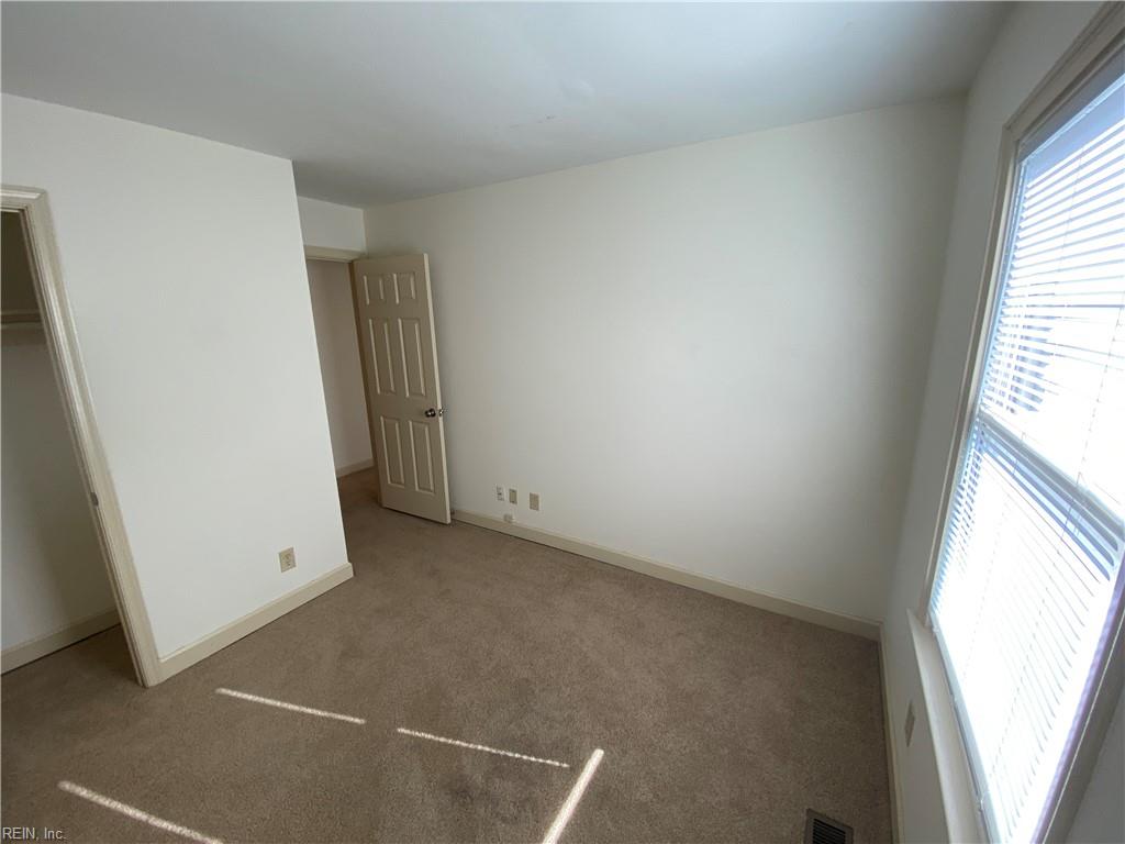 1809 Hearthside Ct Property Photo 21