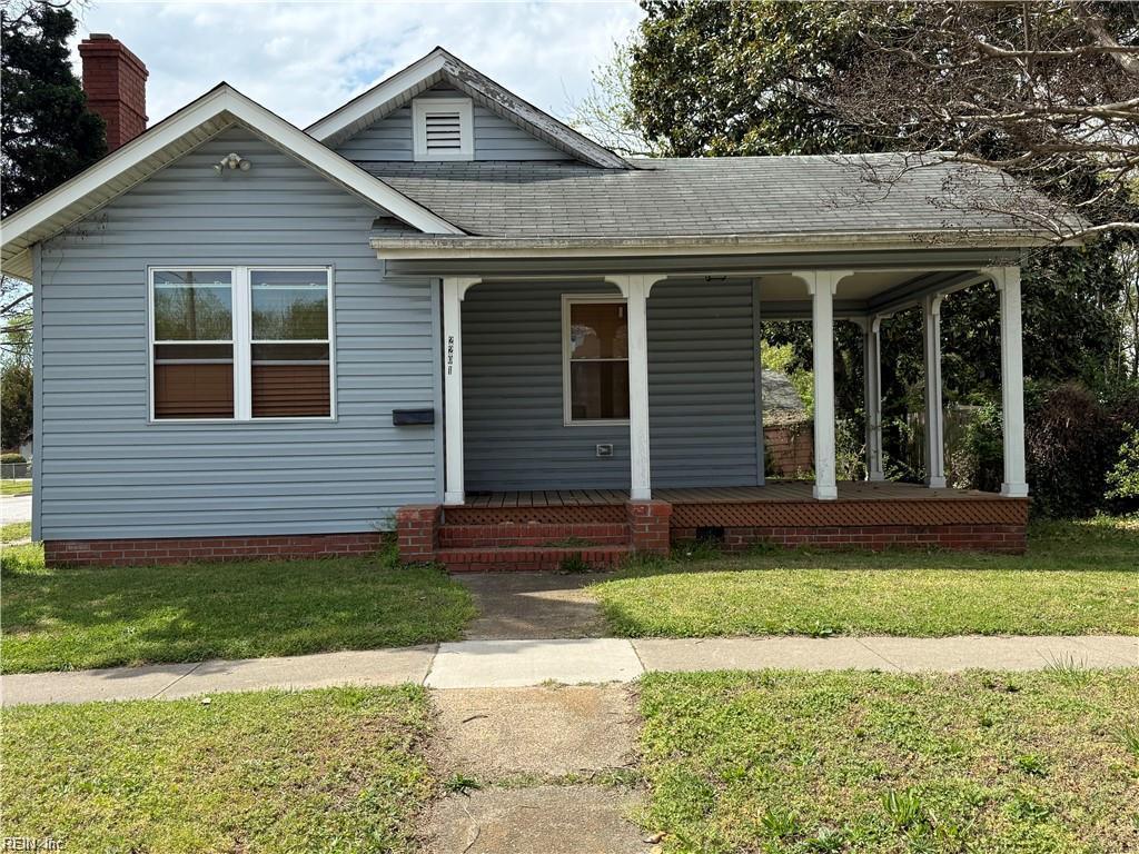 2201 Roanoke AVE Property Photo 1