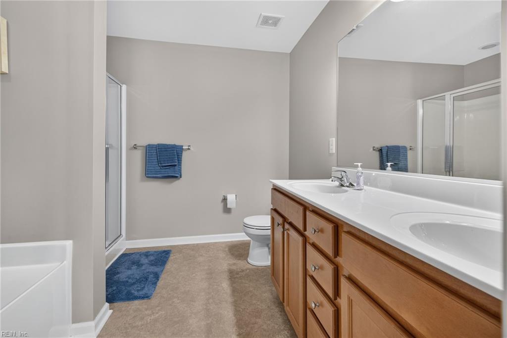 949 Vineyard Pl Property Photo 22