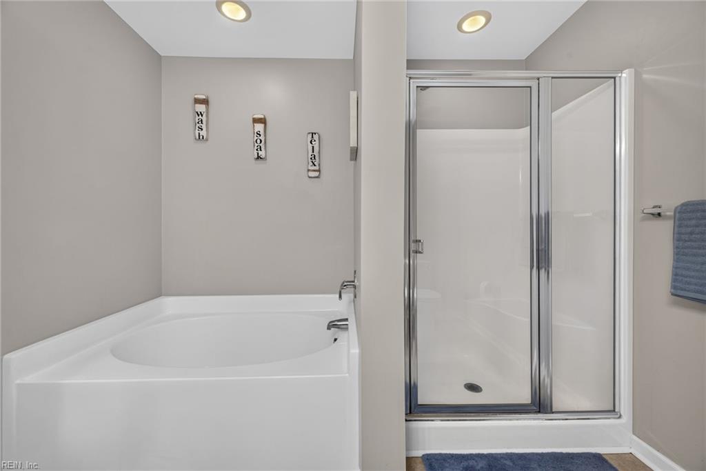 949 Vineyard Pl Property Photo 23
